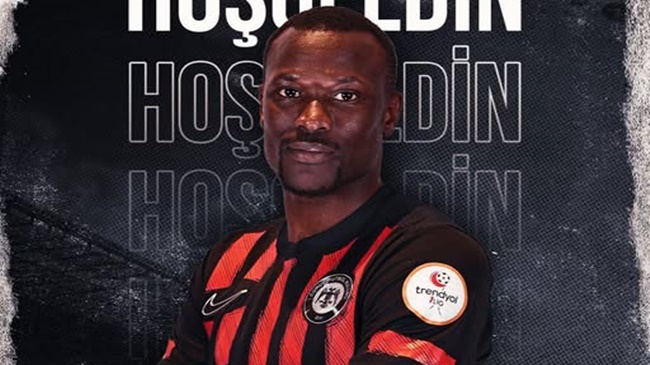 MAME THIAM İMZAYI ATTI!