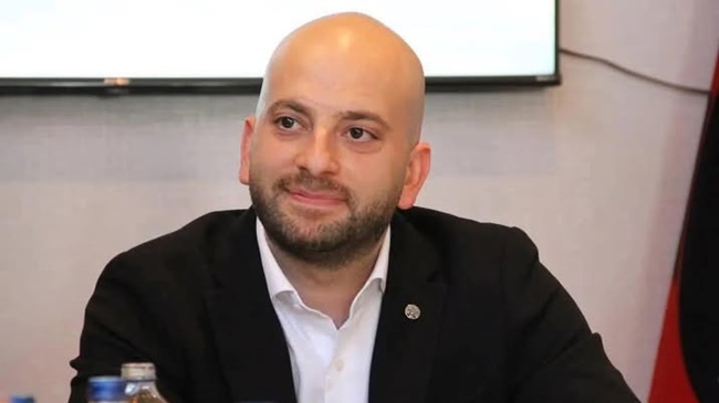 YÖNETİM KÖTÜ GİDİŞİ DEĞERLENDİRECEK