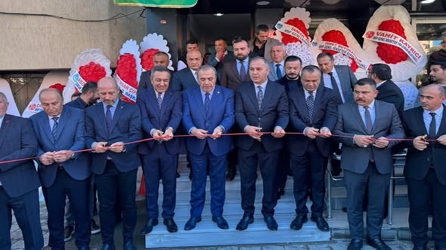 ÜLKÜCÜ CAMİADAN ÇİFTE AÇILIŞ!