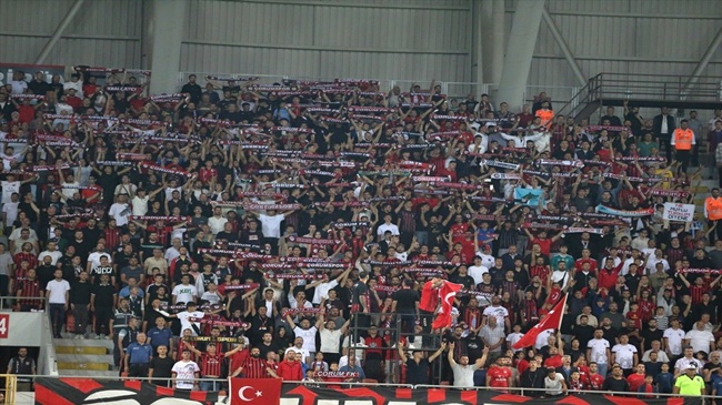 ARCA ÇORUM FK, BOLU  MAÇINDA DA CEZA YEDİ