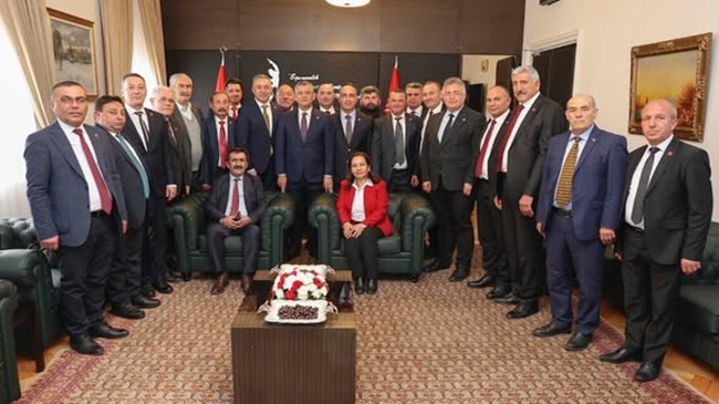 CHP ÇORUM HEYETİ, ÖZEL İLE GÖRÜŞTÜ