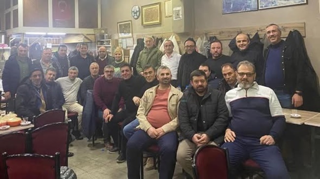 YILLAR GEÇTİ, BAĞLAR KOPMADI