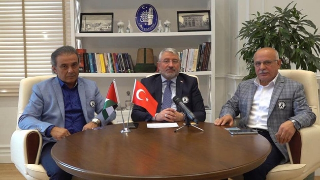 2 BÄ°N BELEDÄ°YE PERSONELÄ°  Ä°SRAÄ°Lâ€™Ä° BOYKOT EDÄ°YOR