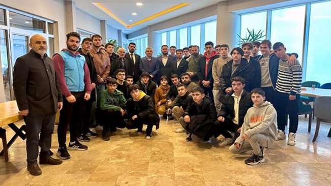 MÄ°LLÄ° TÃœRK TALEBE BÄ°RLÄ°ÄžÄ° TEÅžKÄ°LATI KAMPTA!