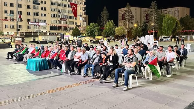 KATILIM AZ, DUYARLILIK SIFIR!