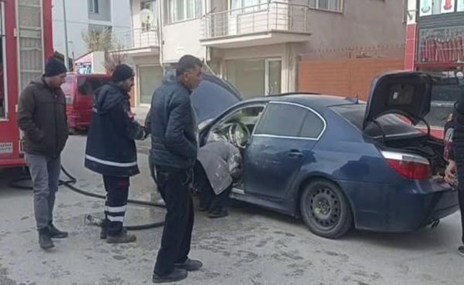 SEYÄ°R HALÄ°NDEKÄ° ARAÃ‡ YANDI