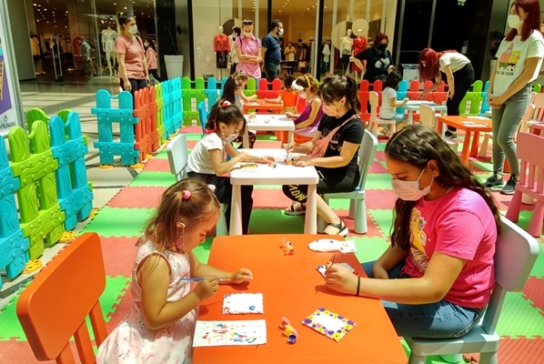 Ã‡OCUKLAR AHL PARKâ€™TA EÄžLENCEYE DOYACAK