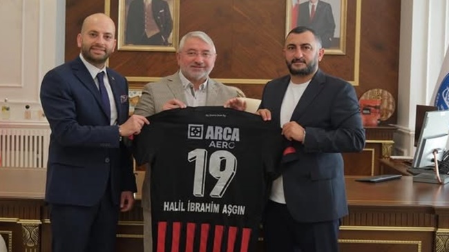 AŞGIN’DAN ESKİ BAŞKANA  TEŞEKKÜR, YENİYE TEBRİK!