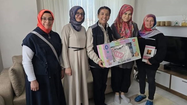 BELEDİYEDEN ANNE VE BEBEKLERE EVDE SAĞLIK DESTEĞİ!