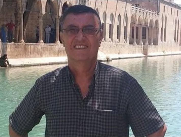 EMEKLİ BANKA MÜDÜRÜ ÜNAL  UYSAL HAYATINI KAYBETTİ