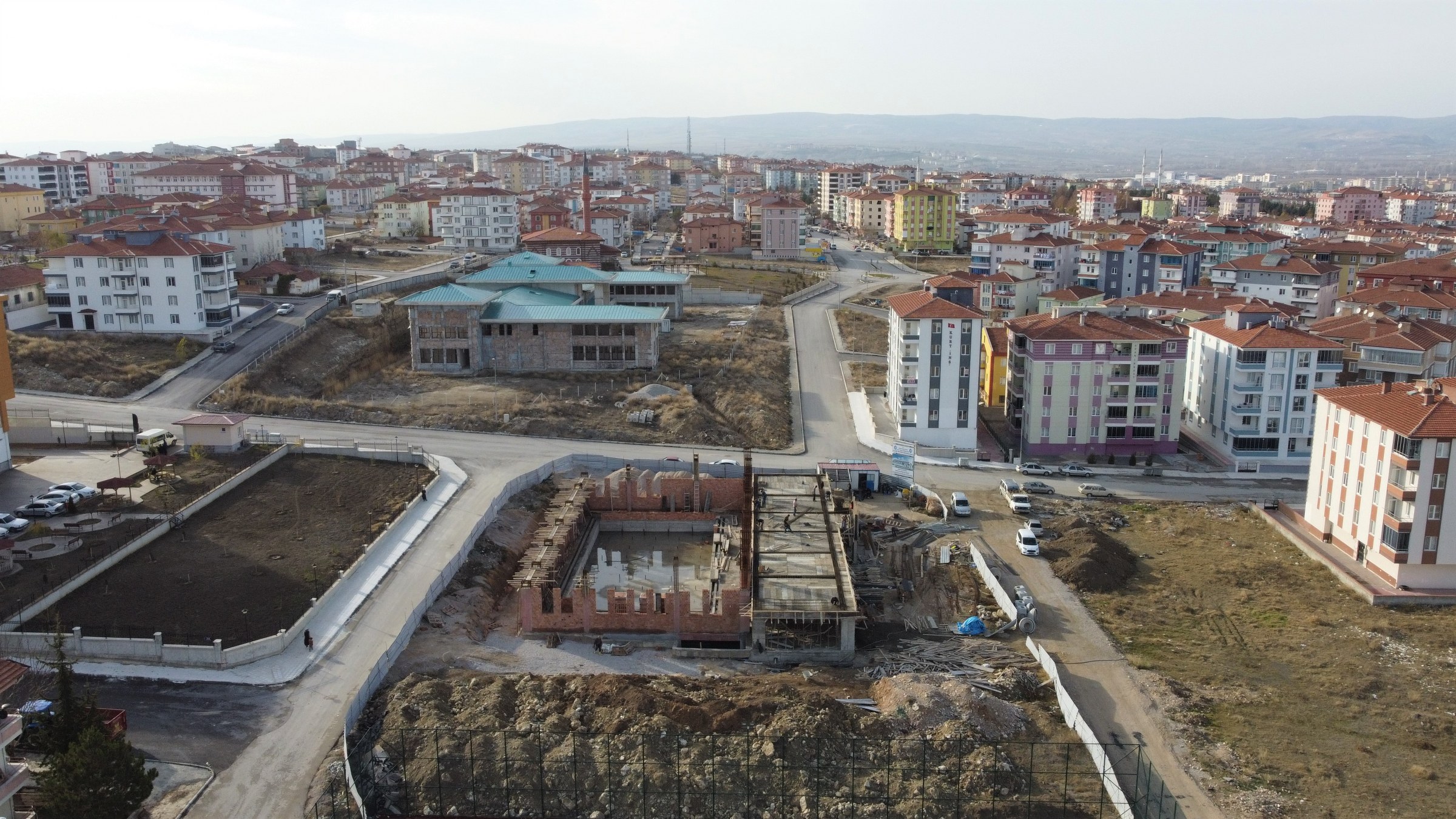 YÃœZME HAVUZLARINDA Ã‡ALIÅžMALAR DEVAM EDÄ°YOR