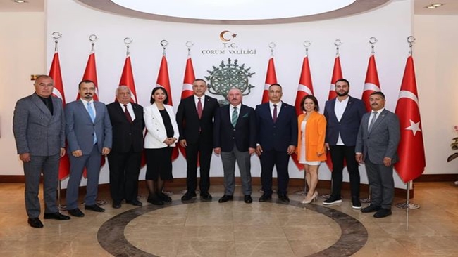 CHPâ€™DEN VALÄ° Ã‡ALGAN'A  'HAYIRLI OLSUN' ZÄ°YARETÄ°