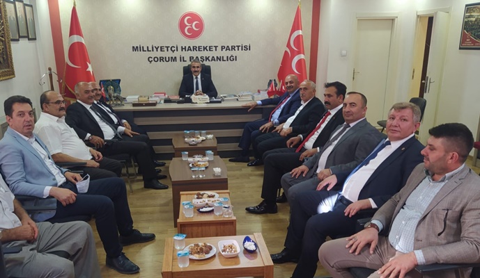 CUMHUR Ä°TTÄ°FAKINDA Ã‡ATLAK ARAYANLAR 15 TEMMUZâ€™A TÄ°YATRO DÄ°YEN Ä°ÅžBÄ°RLÄ°KÃ‡Ä°LER