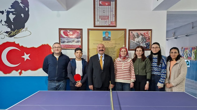 İSBİR’DEN MASA TENİSİ HEDİYESİ