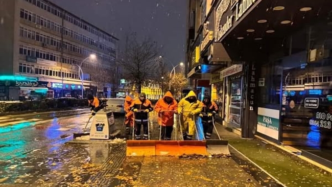 BELEDÄ°YE EKÄ°PLERÄ°NÄ°N KAR MÃœCADELESÄ°!