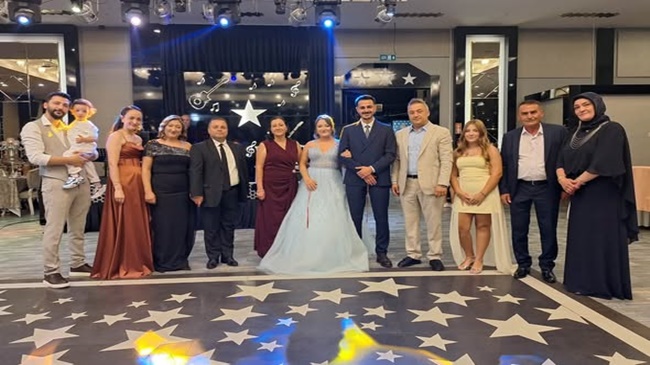 İREM İLE SEFA BERK, EVLİLİK  YOLUNDA İLK ADIMI ATTI