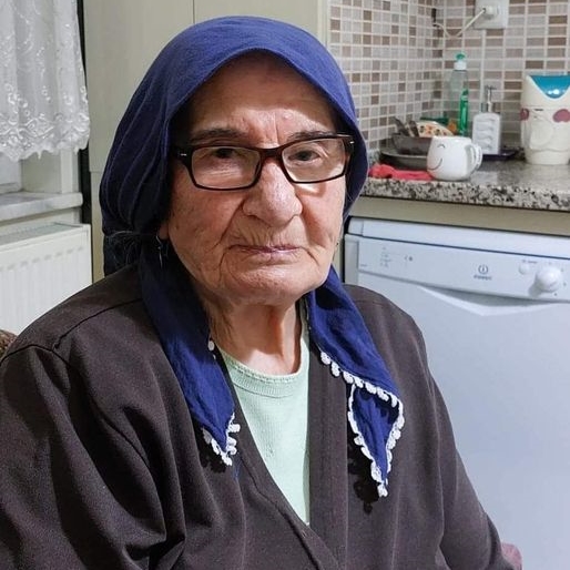 MEHMET ALÄ° AYGÃœN ANNESÄ°NÄ° KAYBETTÄ°