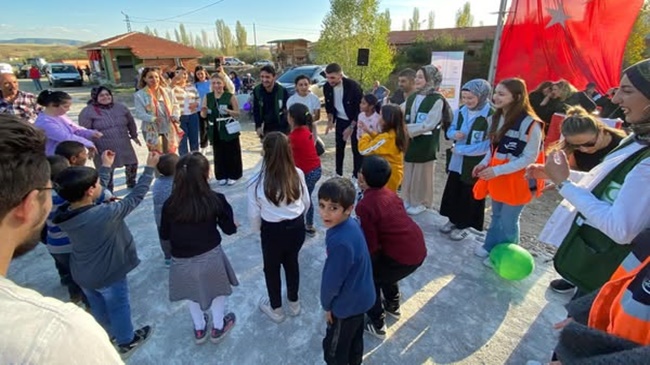SERBAN KÖYÜNDE COŞKULU ŞENLİK!