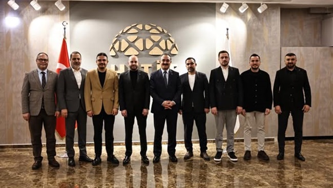 ARCA ÇORUM FK’DAN REKTÖR ÖZTÜRK’E ZİYARET