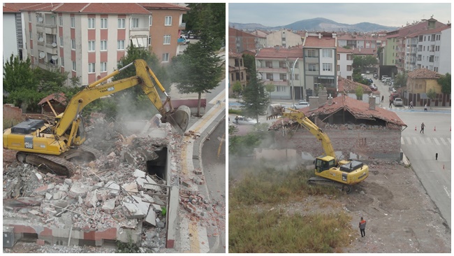 BELEDÄ°YE, YENÄ° BULVAR Ä°Ã‡Ä°N YIKIYOR