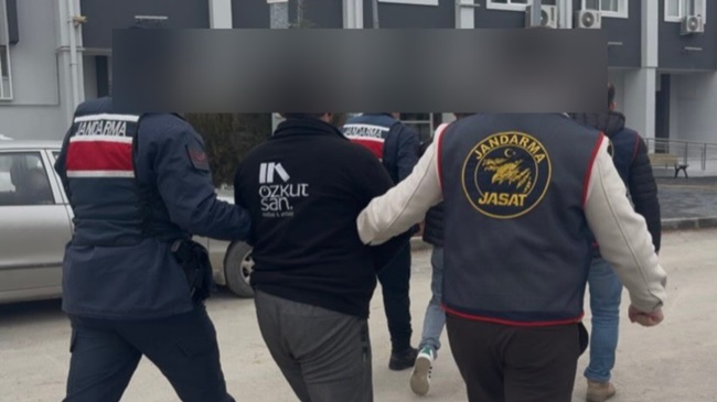 10 EVDEN HIRSIZLIK YAPAN  İKİ ŞÜPHELİ TUTUKLANDI