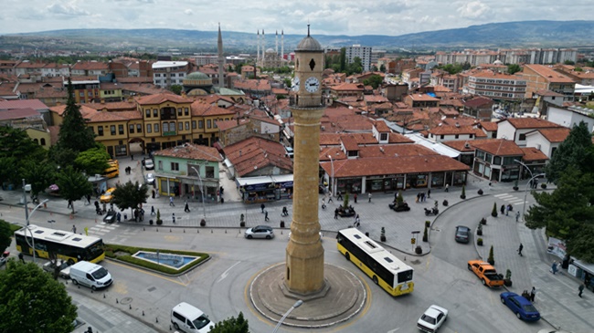 TARİHİ SİLÜETE ESTETİK DOKUNUŞ!